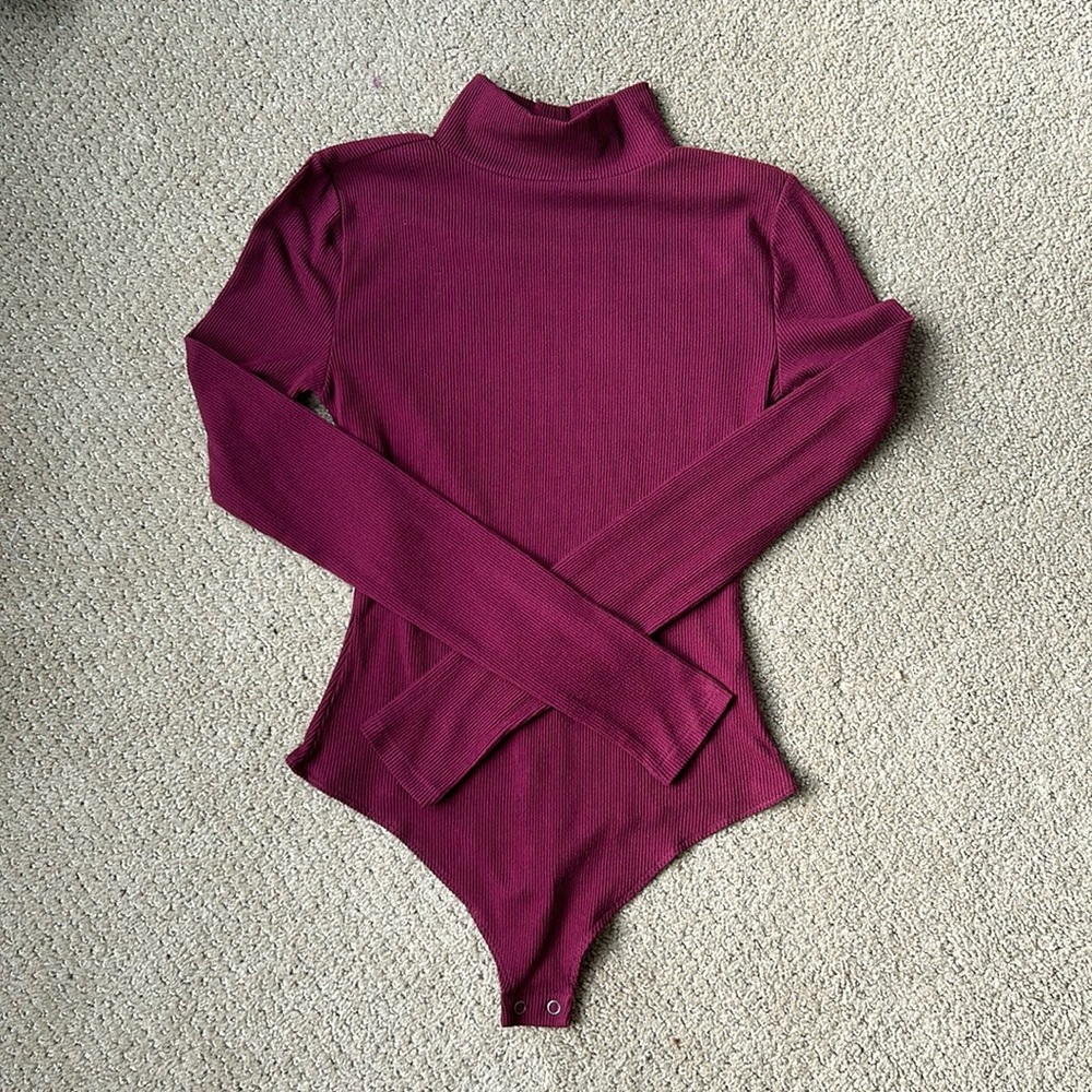 Maroon long sleeve bodysuit with turtle neck
